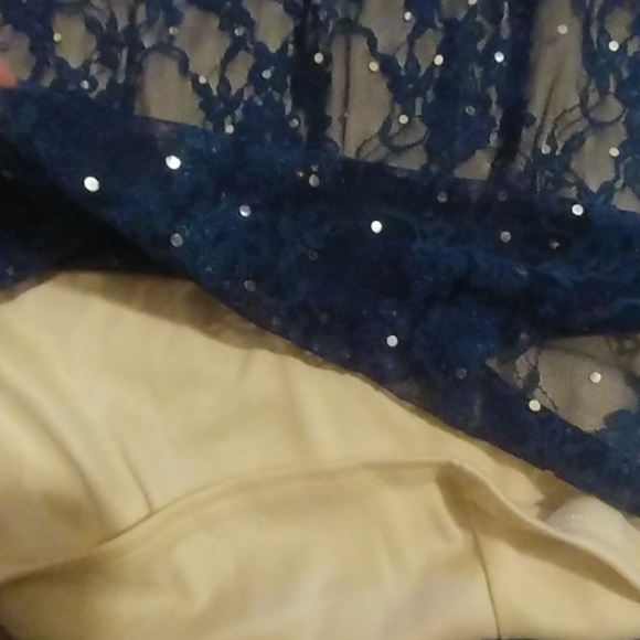 New LulaRoe "Lucy" Skirt Medium - Picture 4 of 5